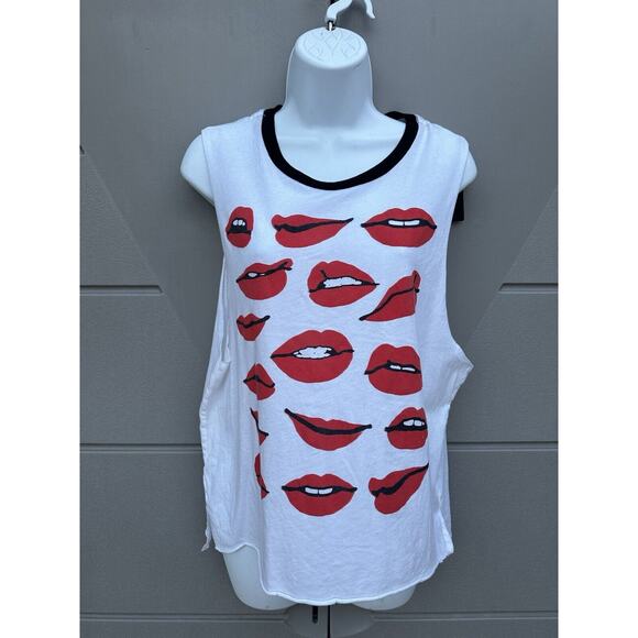 Chaser Women's Tank Top Muscle Tee Painted Lips Size M New With Tags - Picture 2 of 8